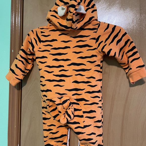 Cute baby Tiger custom outfit jumpsuit - Picture 4 of 6